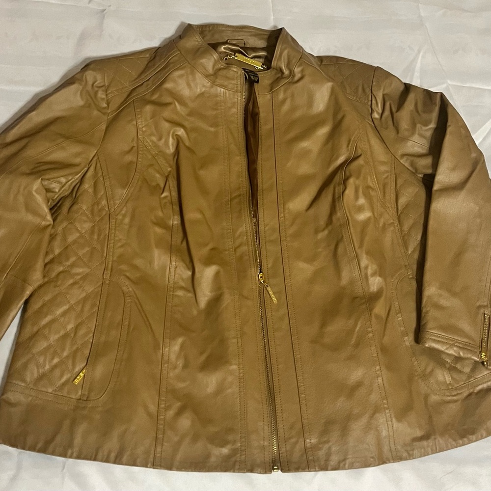 Women’s Jacket